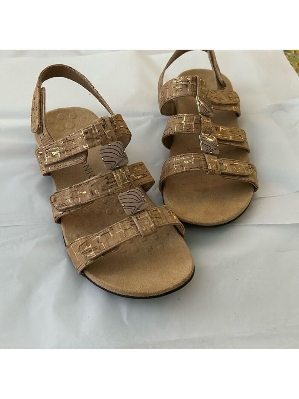 Vionic Amber Sandal with Adjustable Straps